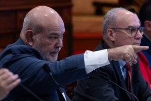 El líder cameral entiende que el nuevo estatuto que limita las impugnaciones en obras de construcción no requiere ajustes, y dijo que no dará paso a ninguna medida con ese fin