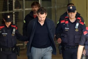 La muerte de Isak Andic, dueño de una de las mayores fortunas de España, parecía inicialmente un trágico accidente de montaña.