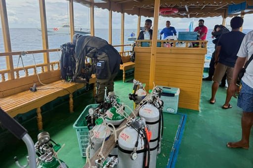 Buzos especializados completaron la recuperación de los cuatro fallecidos y coordinarán para su repatriación a Italia