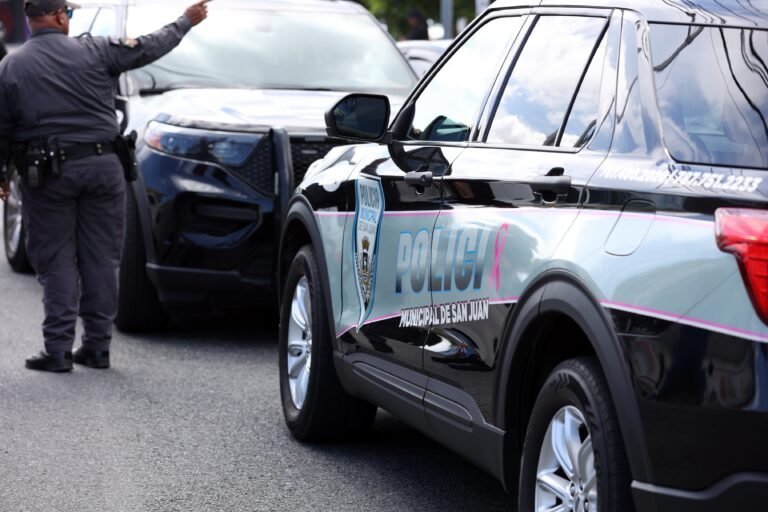 El robo del vehículo a mano armada ocurrió en la carretera PR-3
