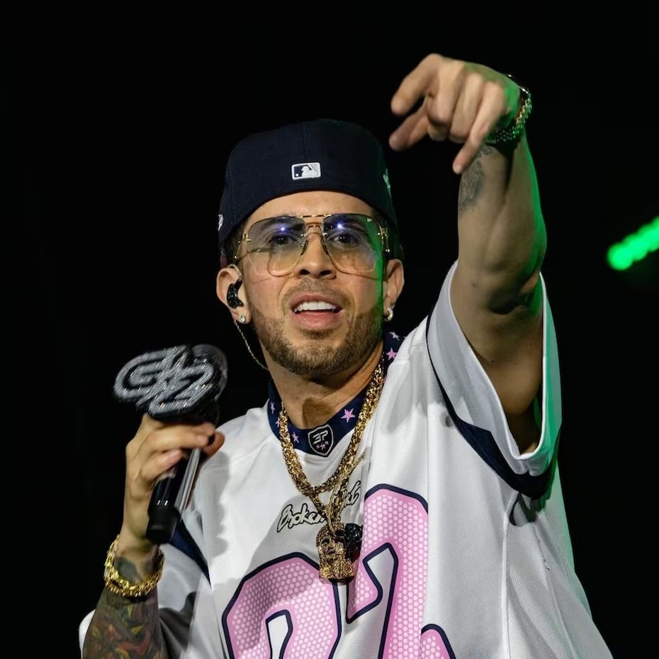 De La Ghetto (7 de junio). La misma noche, De La Ghetto se unió a la celebración con varios temas de reguetón clásico, aportando una dosis de nostalgia y conectando con los seguidores de la vieja escuela del género. Foto de archivo