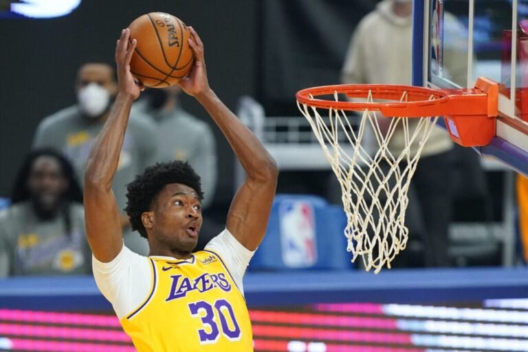 Damian Jones