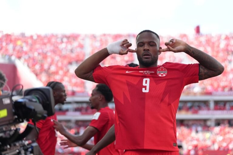 Canadá empate Mundial