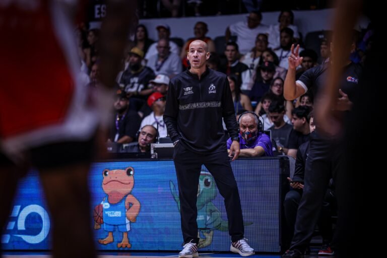 Los Leones buscan asegurar un puesto en los playoffs después de una serie de altibajos.