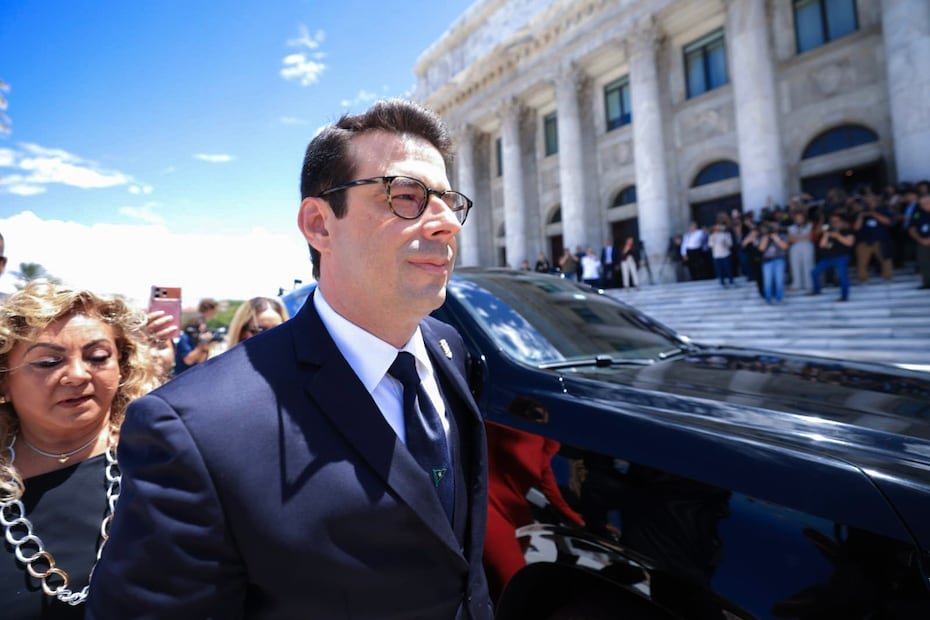 El secretario de la Gobernación, Francisco Domenech, compareció este martes a una Comisión Total por el Senado.