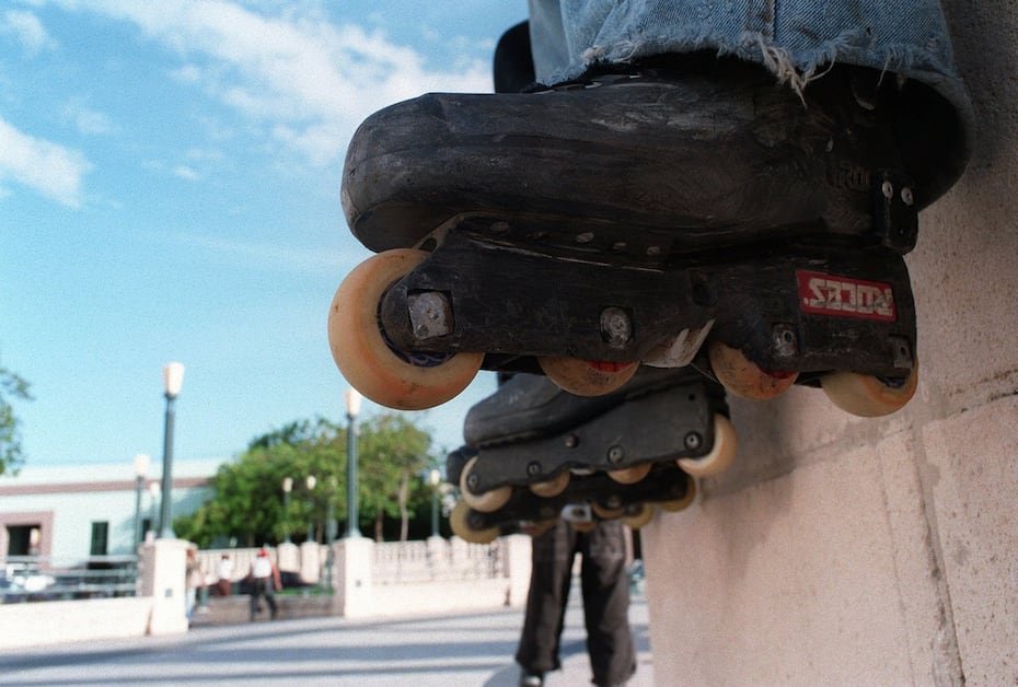 Calzado con ruedas.