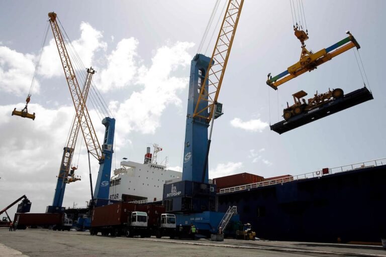 inversión en puertos