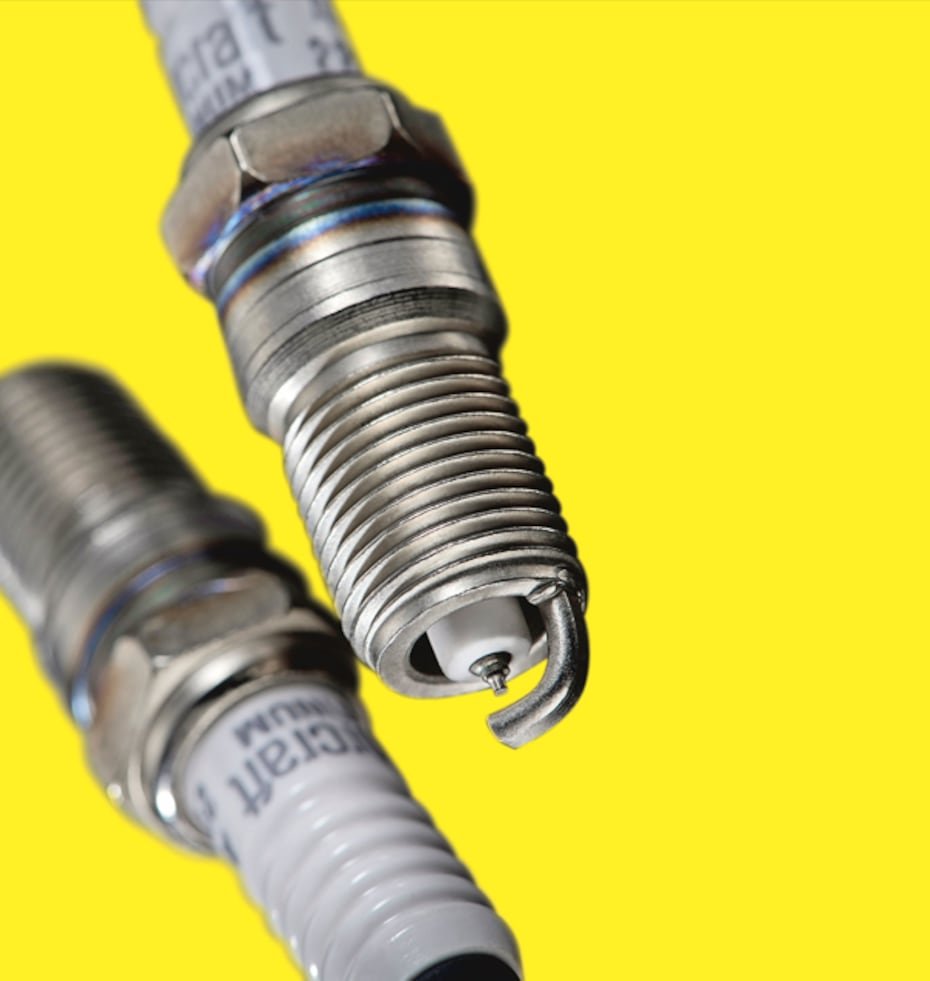 Reemplazar las bujías (spark plugs) también puede ayudar.