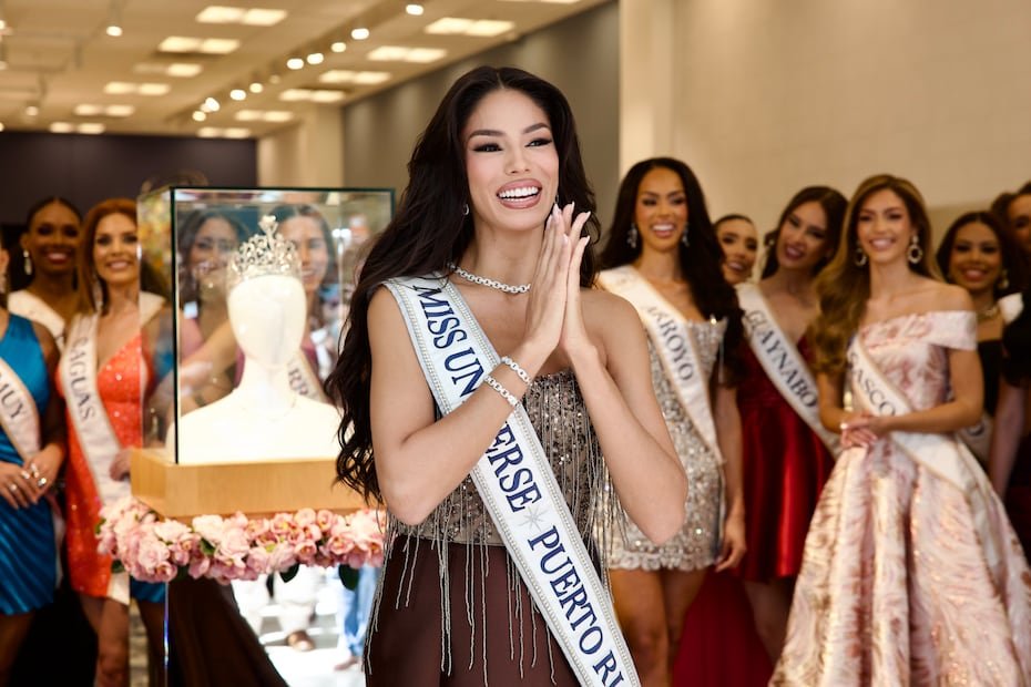 Miss Universe Puerto Rico 2025, Zashely Alicea Rivera, lució emocionada.