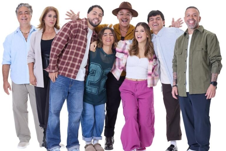 Qué Loca Familia