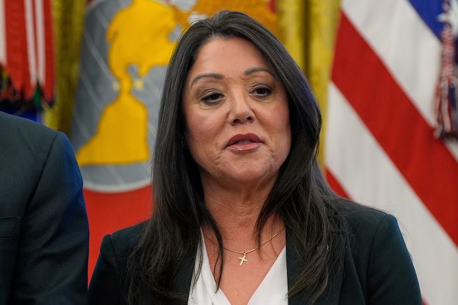 La secretaria del Trabajo, Lori Chavez-DeRemer, renunció en abril, después de ser objeto de varias investigaciones por conducta indebida.