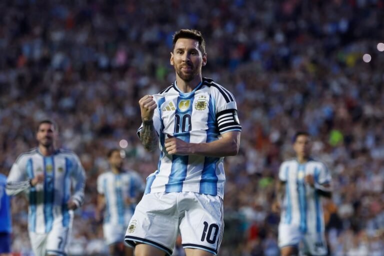Messi reaparece