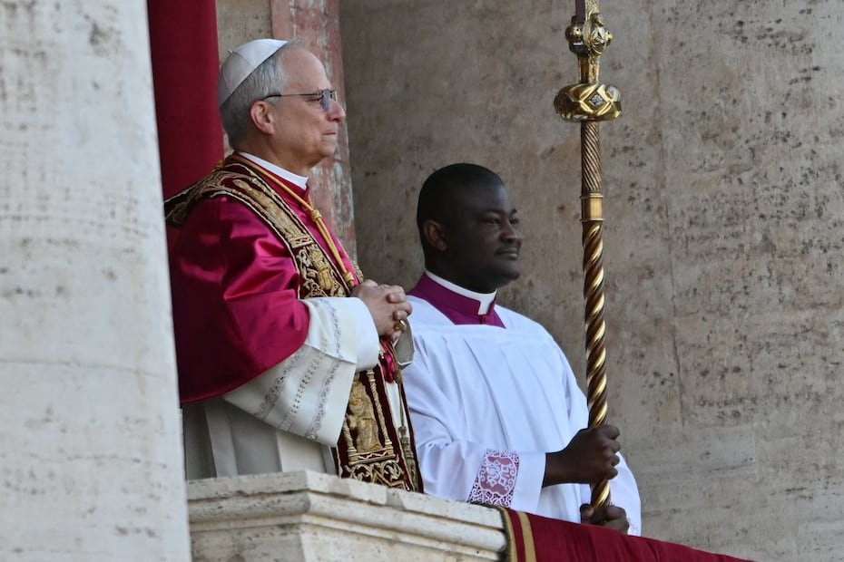 El momento histórico en que el cónclave eligió a León XIV como nuevo papa.
