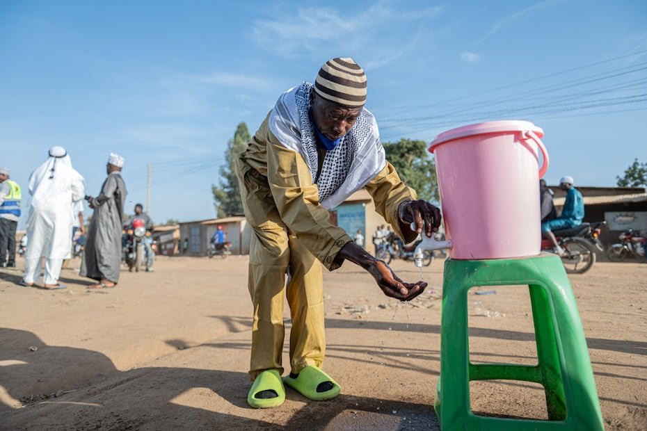Se envían suministros a toda prisa a la provincia de Ituri mientras los grupos de ayuda y el personal sanitario intentan frenar un brote de la enfermedad infecciosa declarado emergencia sanitaria mundial