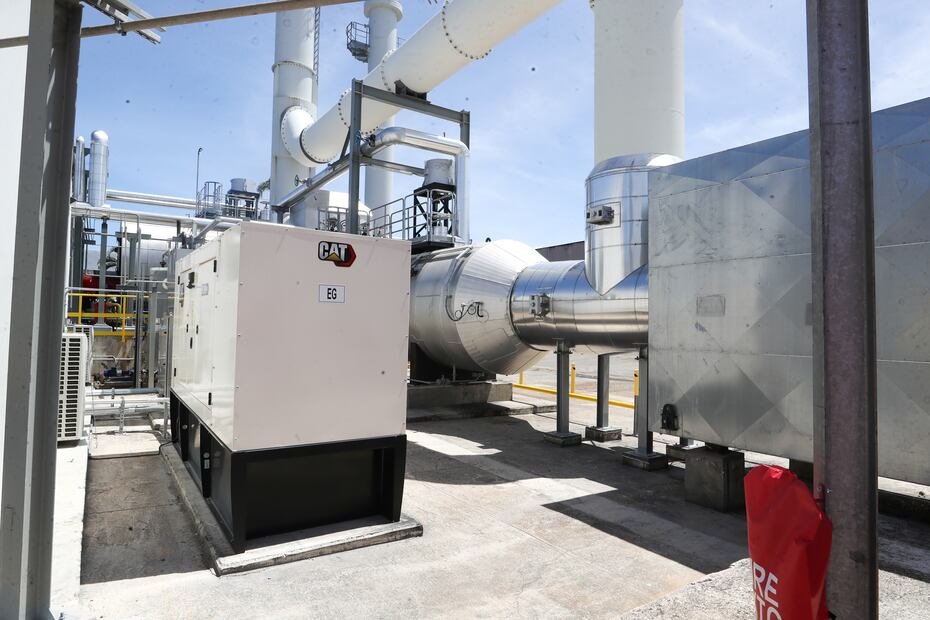 El proceso de diseño y obtención de permisos tomó cerca de 20 meses. El mayor reto fue que los equipos críticos, como la turbina, venían de fuera de Puerto Rico y las órdenes coincidieron con los disloques de logística debido a la pandemia, explicaron los ejecutivos de Bacardi.
(Nahira Montcourt / GFR Media)