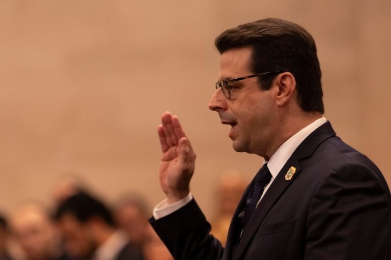 investigación a Francisco Domenech
