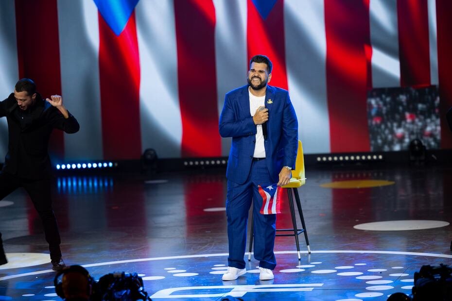 El cantante cubano dijo presente en la gran final de esta edición a pesar de haber sido operado hace 2 semanas.