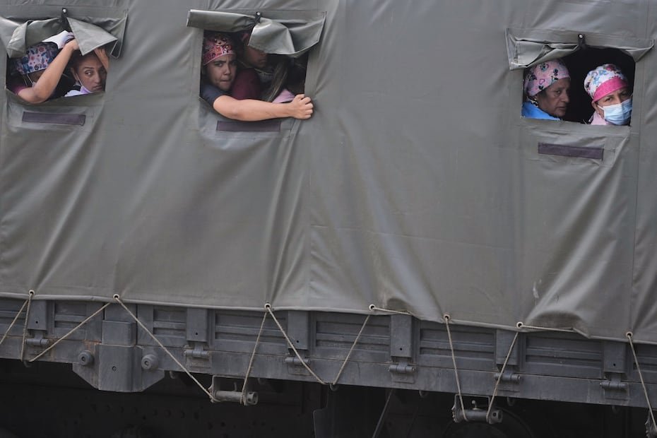 Las agencias de las Naciones Unidas han expresado su preocupación por las consecuencias para la salud de los miles de desplazados que llevan días durmiendo a la intemperie o en refugios abarrotados e insalubres.