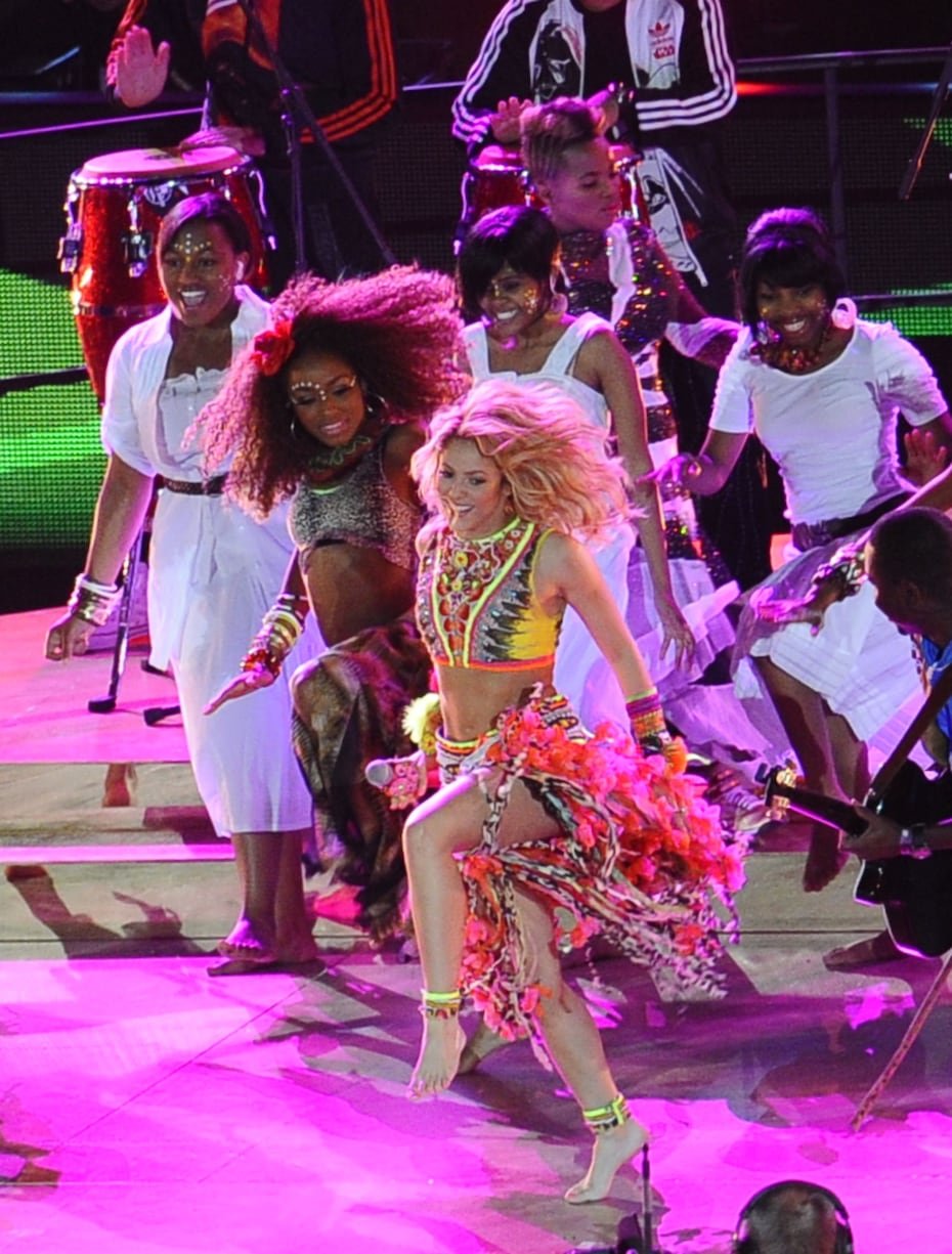 En Sudáfrica 2010, Shakira alcanzó otro nivel de popularidad mundial con “Waka Waka”.