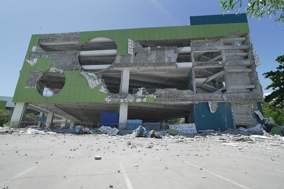 “Se trata de un terremoto de gran magnitud”, declaró Teresito Bacolcol, director del Instituto Filipino de Vulcanología y Sismología.
