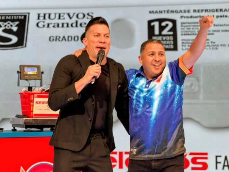 El animador Markito se retira del programa de Telemundo tras experiencias enriquecedoras.