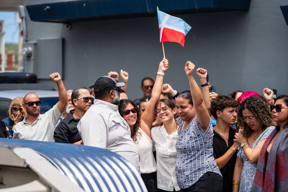 El jueves pasado, la jueza Adria Cruz, del Tribunal de Ponce, encontró causa para el arresto de Eduardo Meléndez Velázquez por el asesinato de Viqueira Ríos, además de otros cargos por intento de asesinato y violaciones a la ley de armas.