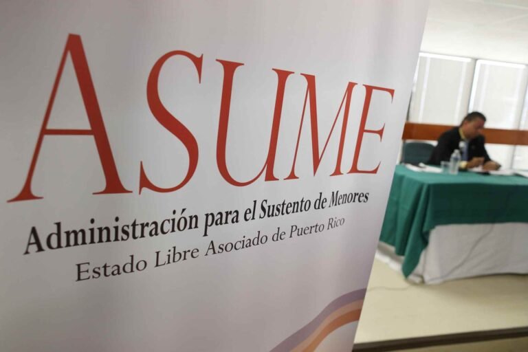 El senador Ángel Toledo, autor de la legislación, sostiene, en cambio, que su propuesta contiene “disposiciones transitorias que protegen los derechos adquiridos”