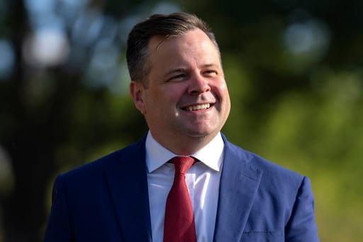 Bill Pulte fue designado para reemplazar a Tulsi Gabbard, quien renunció al cargo