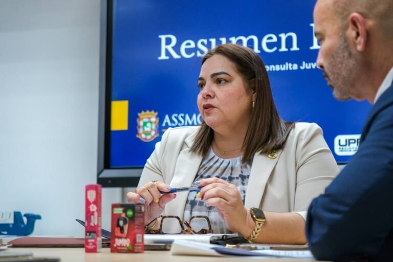 La administradora Catherine Oliver Franco indicó que tomaron acciones disciplinarias y de recobro contra una empleada que había sido señalada previamente a la más reciente auditoría