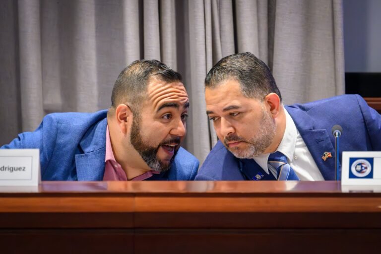 El grupo acordó reunirse trimestralmente y crear seis subcomités enfocados en desarrollo económico, turismo, vivienda, educación y salud