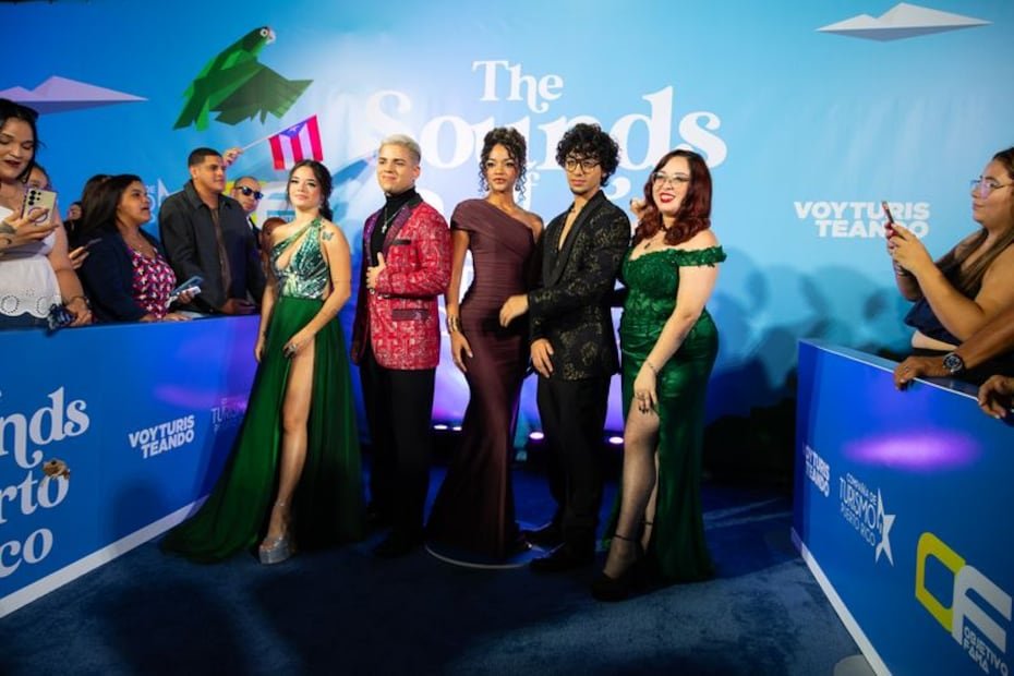 Participantes del "reality show" de canto.