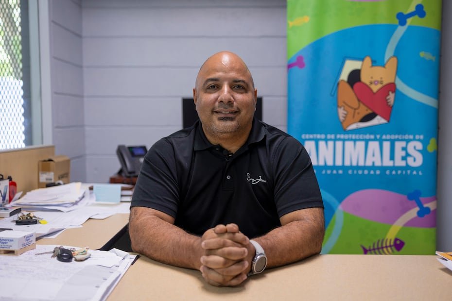 Tomás González, director del Centro de Protección y Adopción de Animales del Municipio de San Juan, fue quien estuvo a cargo del caso del ya famoso can.