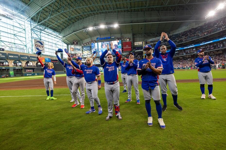A pesar del dolor por la eliminación, el equipo tuvo un gesto de agradecimiento a la fanaticada boricua que fue mayoría en Houston.