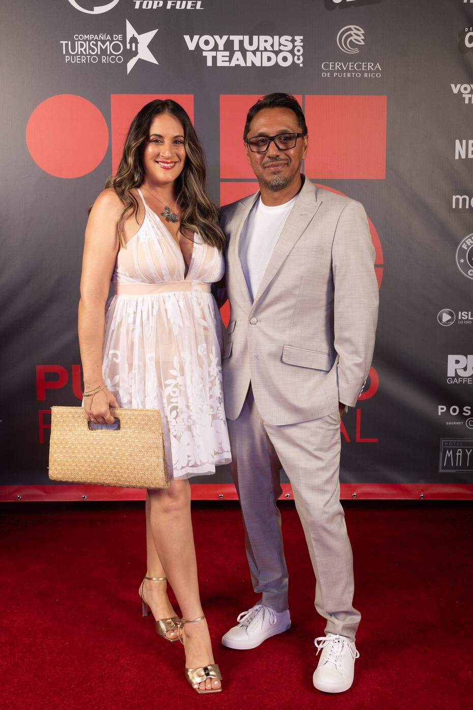 "Padres" fue dirigida por Benji Lugo.