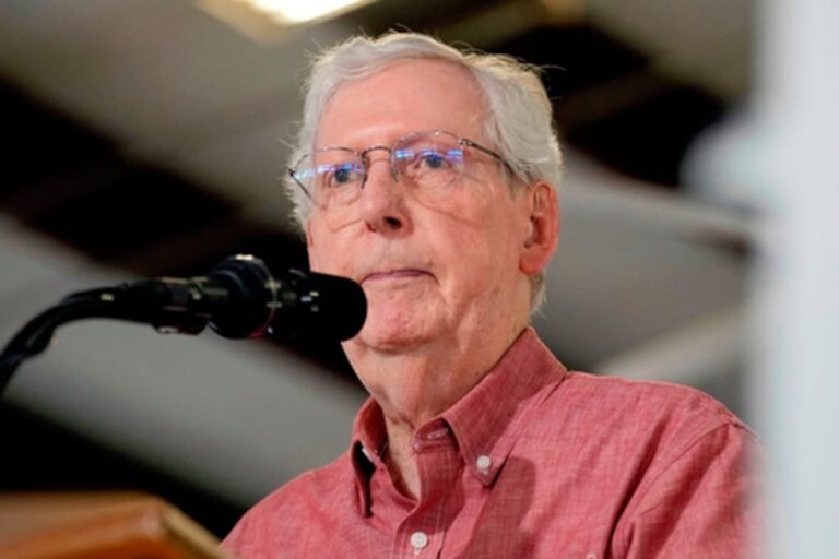 Mitch McConnell salud
