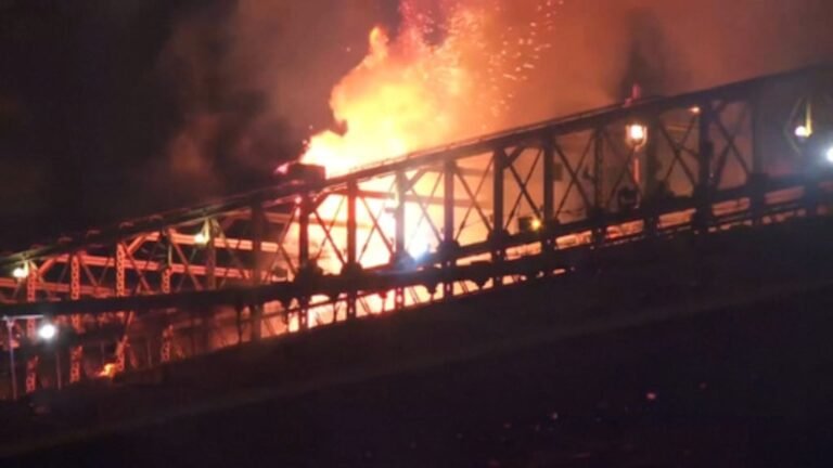 incendio puente de Brooklyn