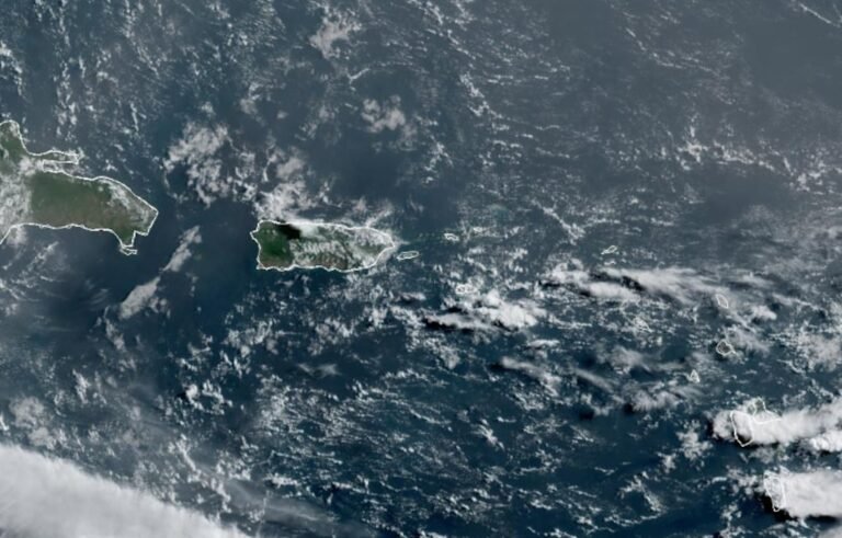 onda tropical Puerto Rico