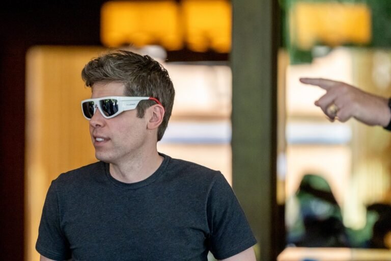 Sam Altman crítica Musk