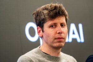 demanda de Apple a OpenAI