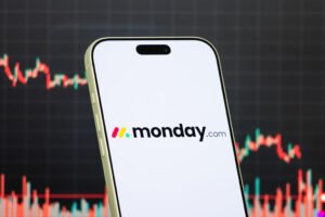 despidos en Monday.com