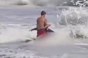 joven héroe Santa Cruz