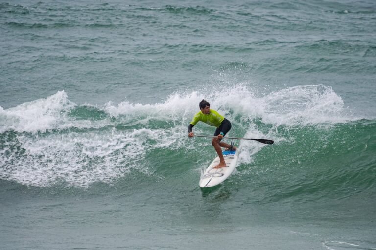 bronce en el surfing