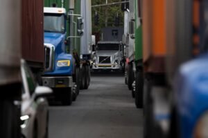 demandas contra Charlie Towing