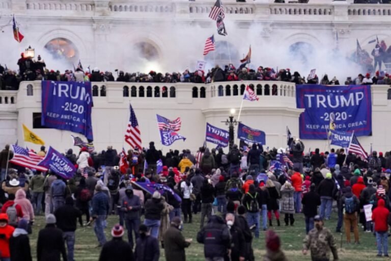 Proud Boys indultos Trump