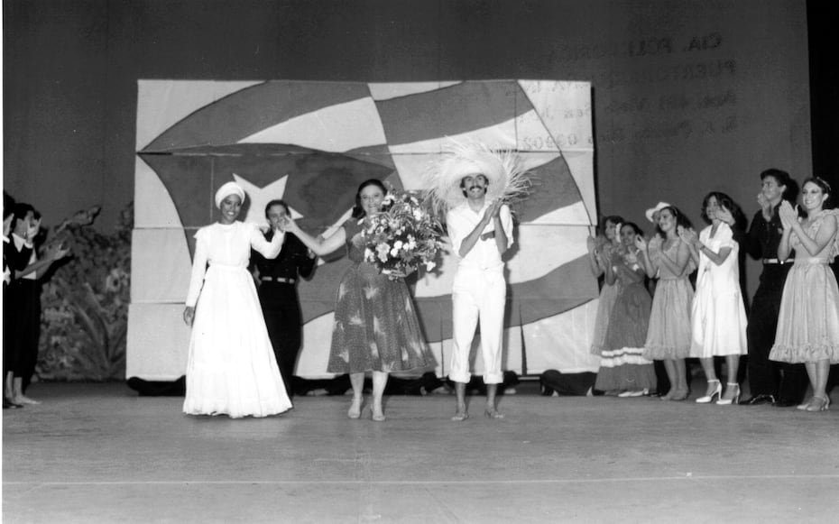 La plataforma cultural ha llevado su arte por todo el mundo desde sus inicios en la década de los 70. En la foto, una presentación en el Teatro Tapia (1981).