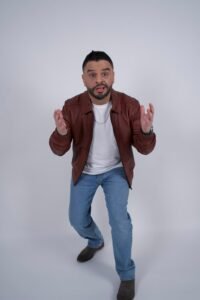 Madre Latina Josué Comedy