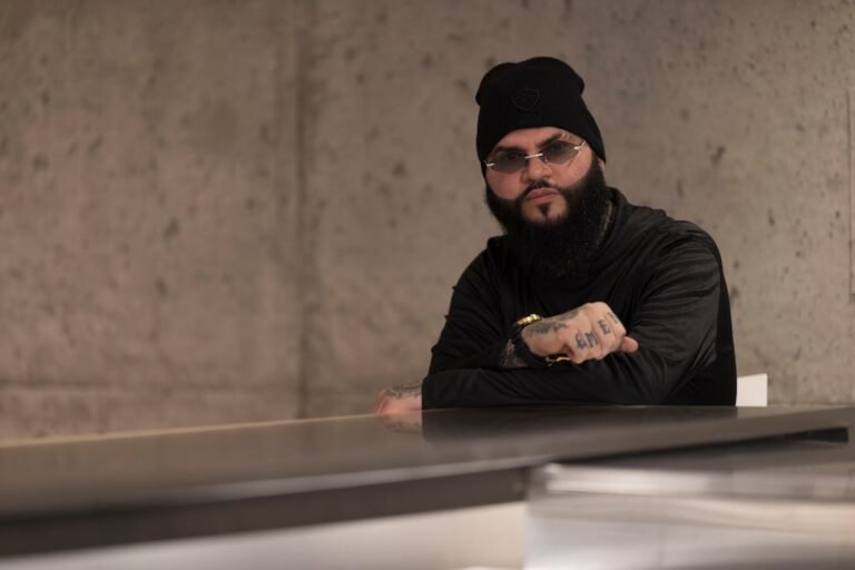 Farruko deja la iglesia