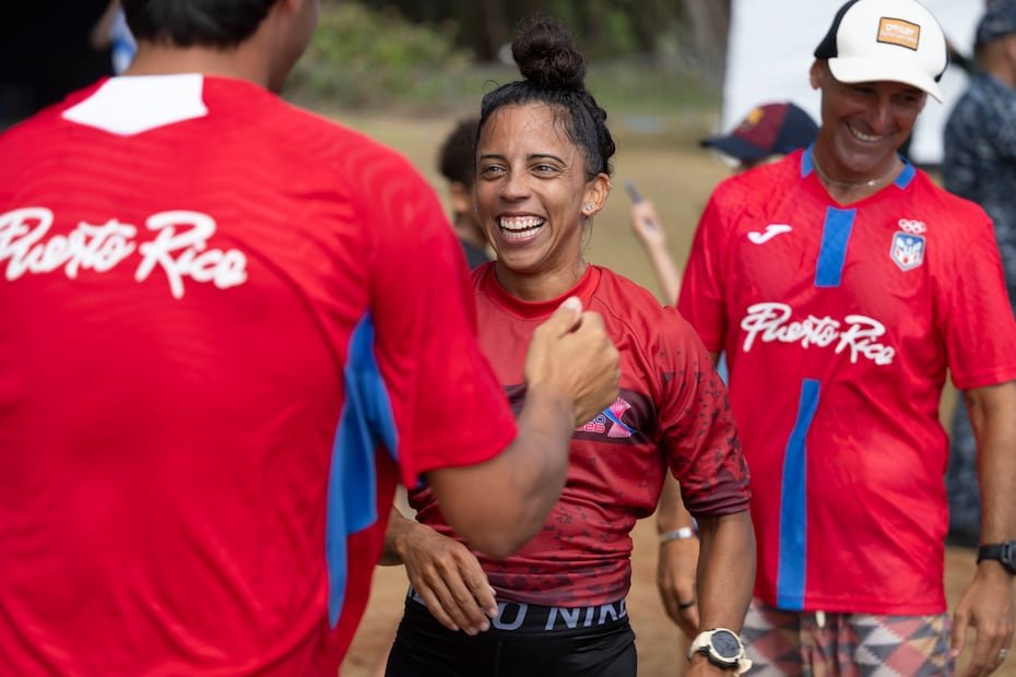 Mariecarmen Rivera festeja su medalla de oro.