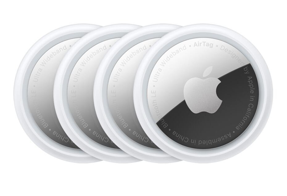 Posteriormente, en 2021, Apple lanzó su primer AirTag. El dispositivo está diseñado para introducirse en mochilas, bolsas y llaves y funciona con la aplicación de "Buscar".