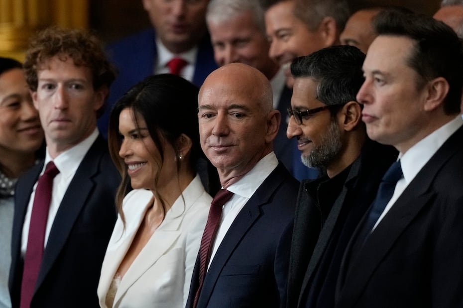 Y hubo muchos amigos millonarios del presidente que registraron grandes pérdidas.